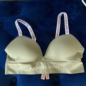 Victoria’s Secret Comfort Bra